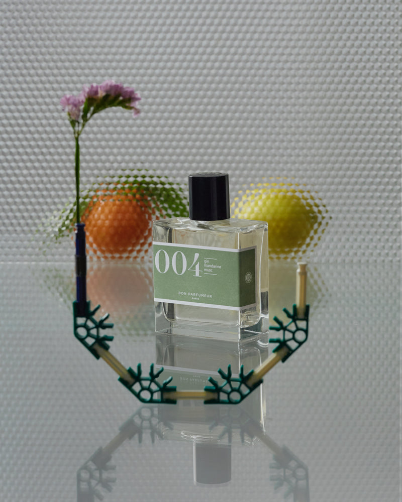 Eau de parfum 004: gin, mandarine, musk